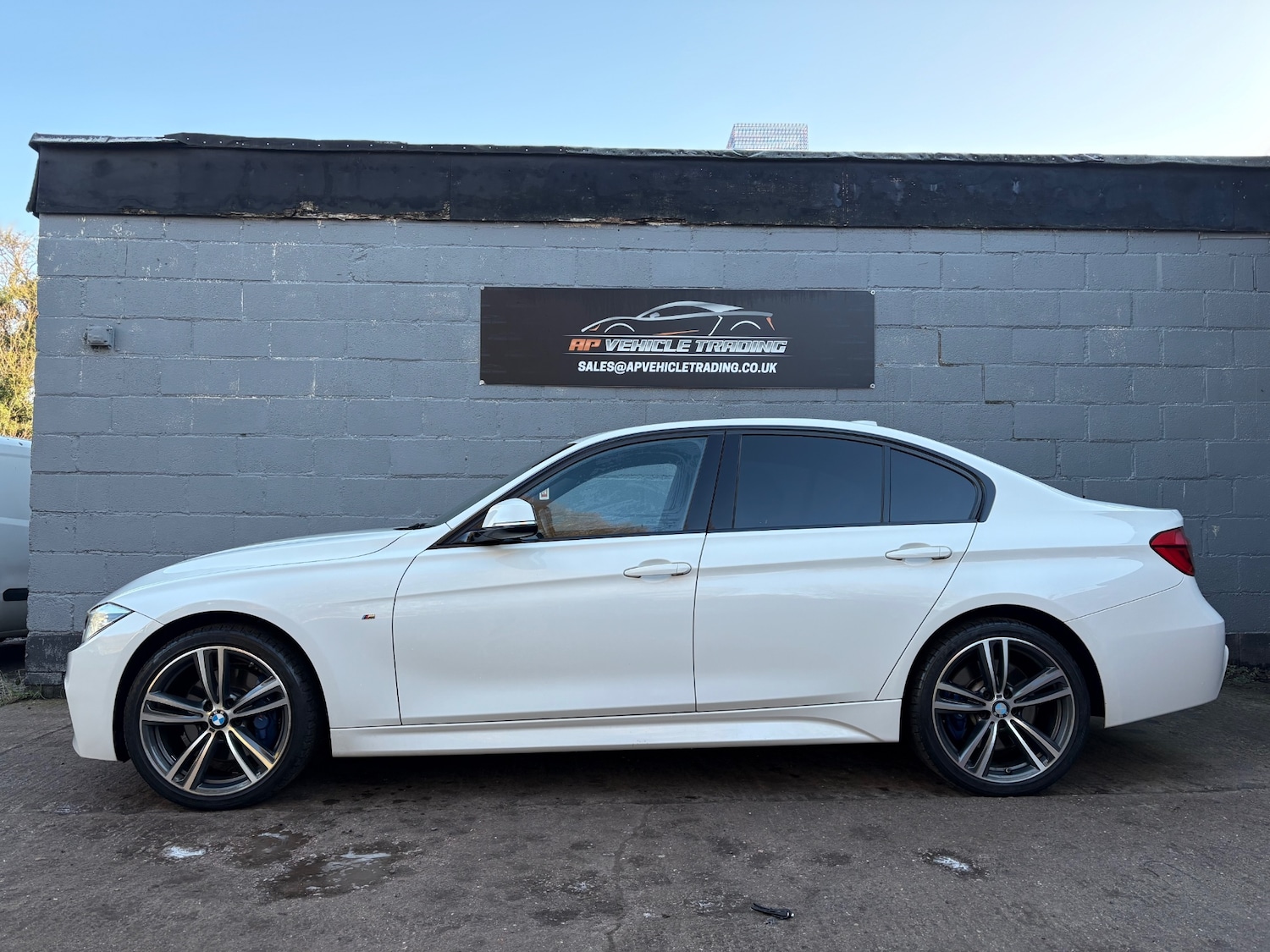 Used BMW 3 Series 2017 for sale - 77140909: Photo 3