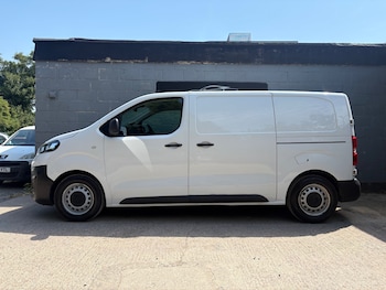 Used Vauxhall Vivaro 2022 for sale - 79025249: Photo