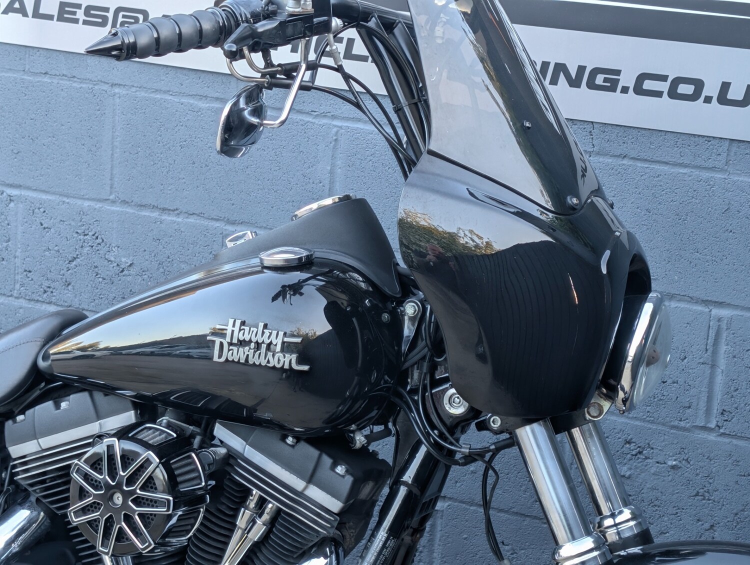 Used Harley-Davidson DYNA STREET BOB 2014 for sale - 78409242: Photo 17