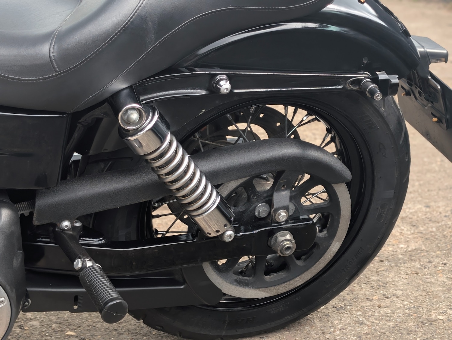Used Harley-Davidson DYNA STREET BOB 2014 for sale - 78409242: Photo 2
