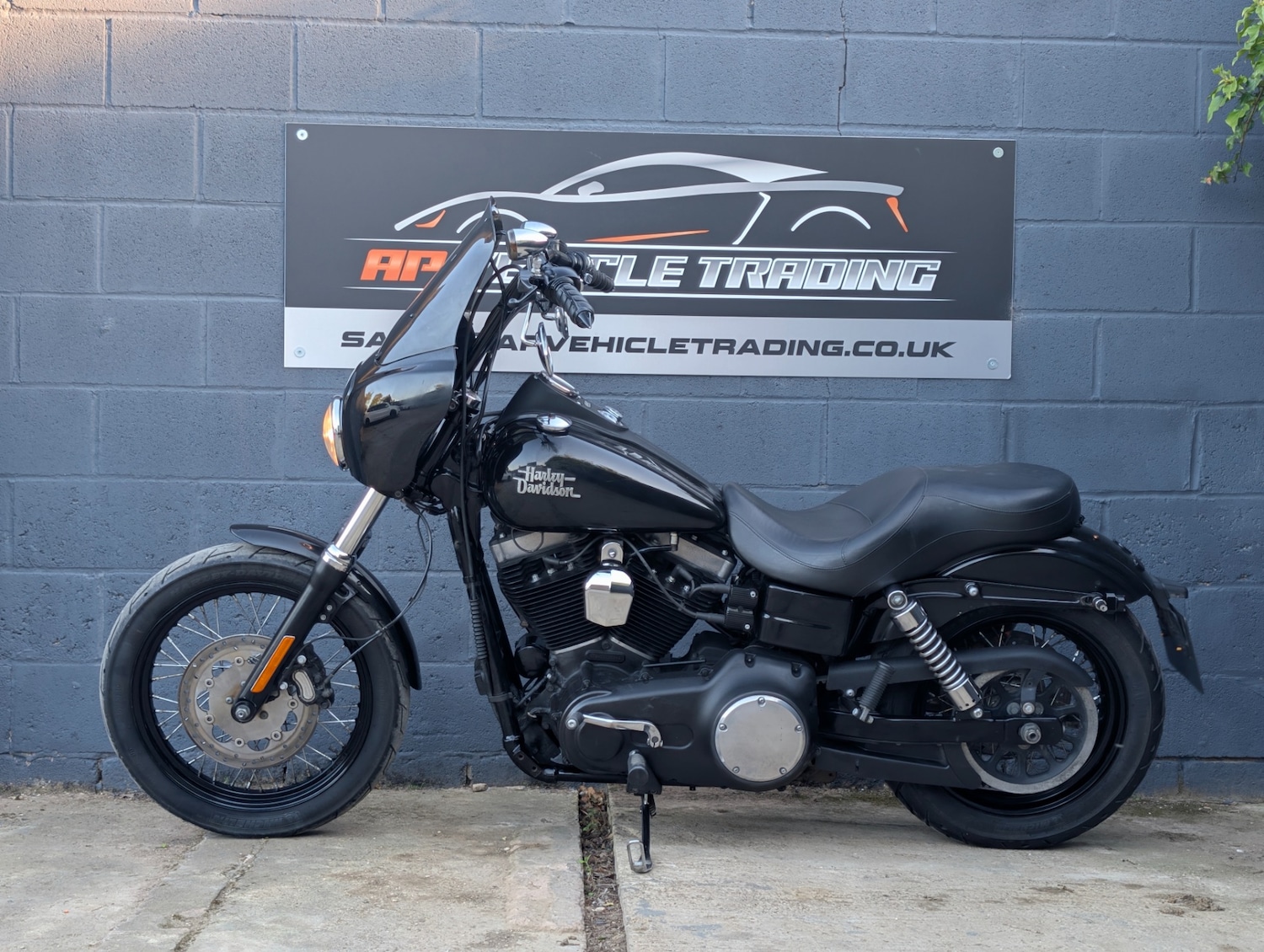Used Harley-Davidson DYNA STREET BOB 2014 for sale - 78409242: Photo 8