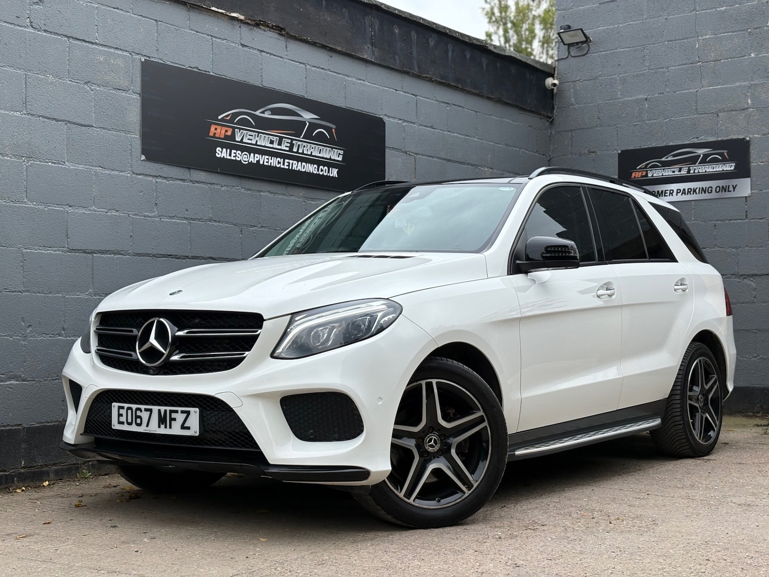 Used Mercedes-Benz GLE 2017 for sale - 76030866: Photo 1