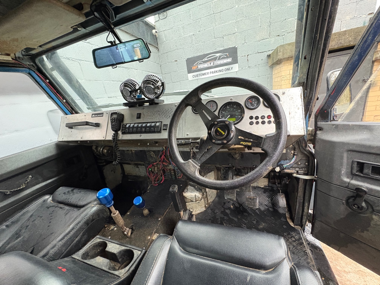Used Land Rover Defender 110 1990 for sale - 77044020: Photo 21