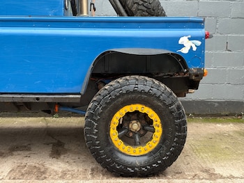 Used Land Rover Defender 110 1990 for sale - 77044020: Photo