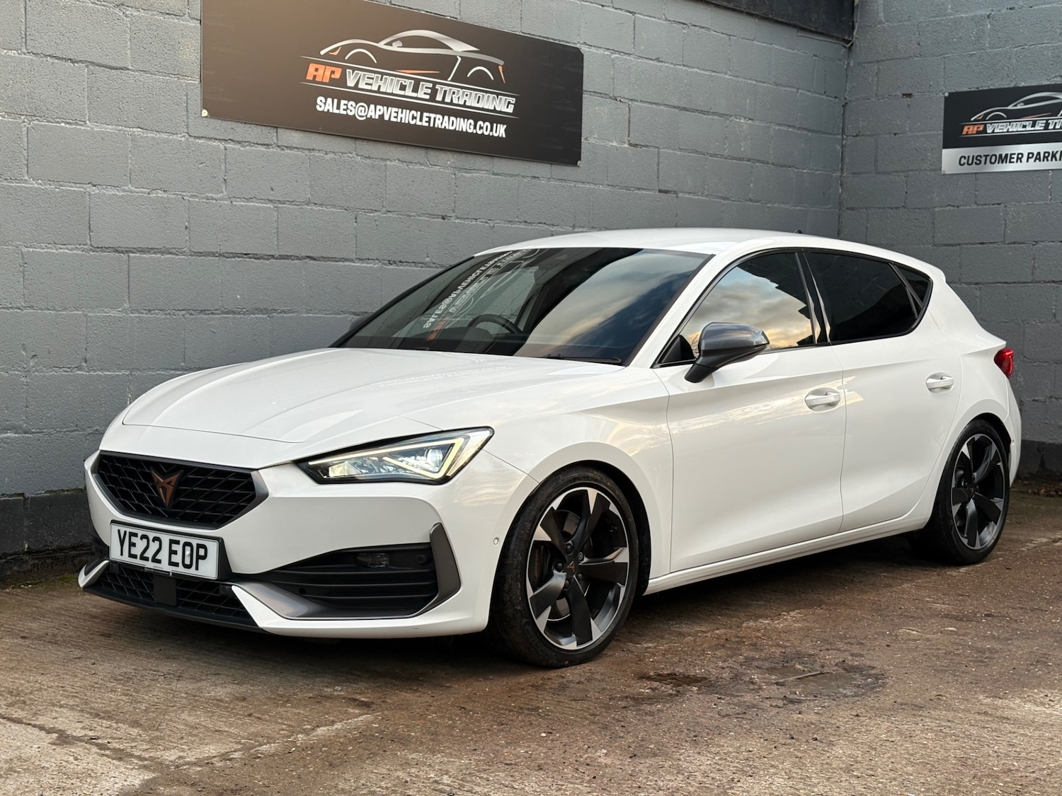 Used Cupra Leon 2022 for sale - 76665930: Photo 2