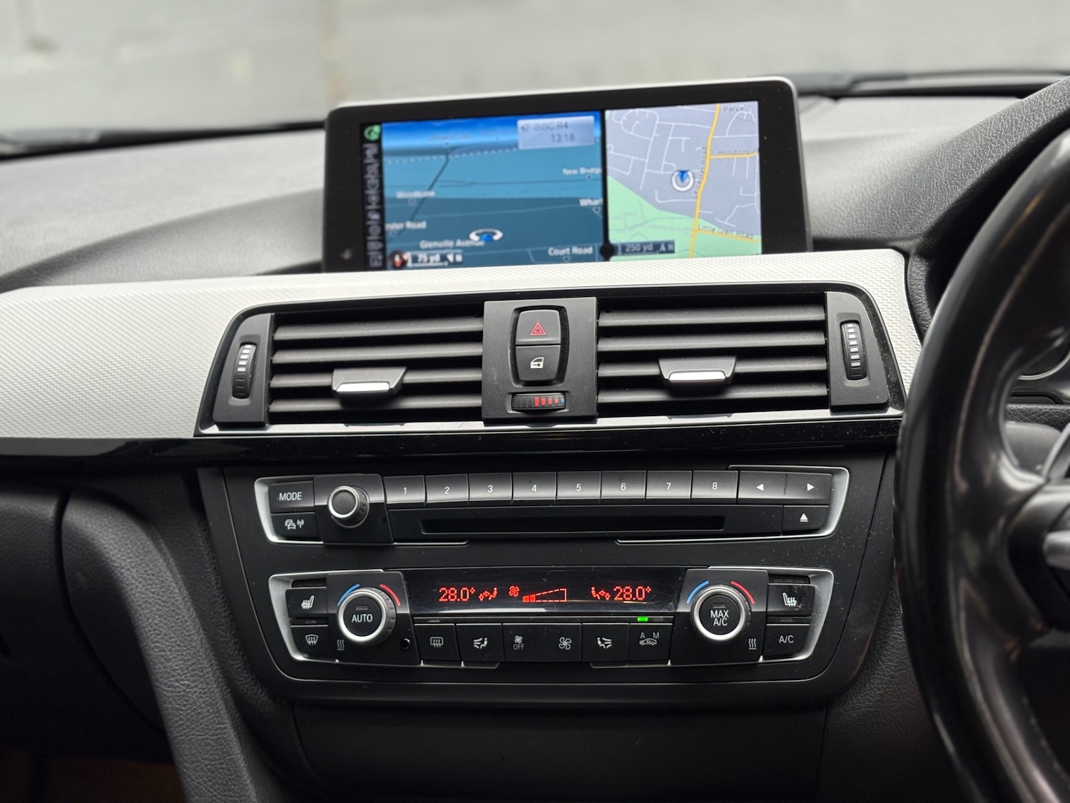 Used BMW 3 Series 2014 for sale - 77058742: Photo 27