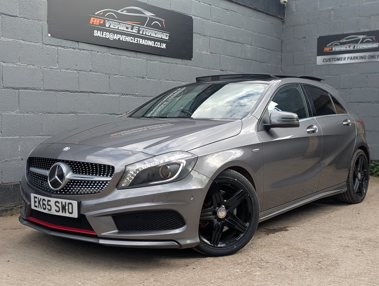 Used Mercedes-Benz A-Class 2015 for sale - 76293300: Photo 1