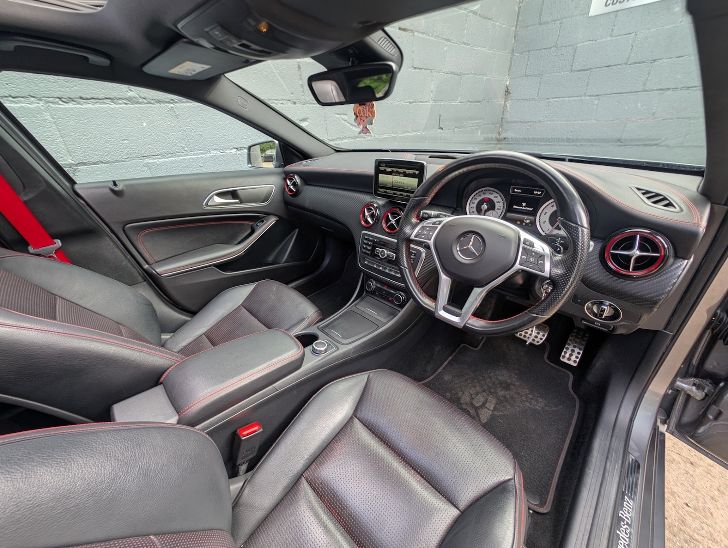 Used Mercedes-Benz A-Class 2015 for sale - 76293300: Photo 12