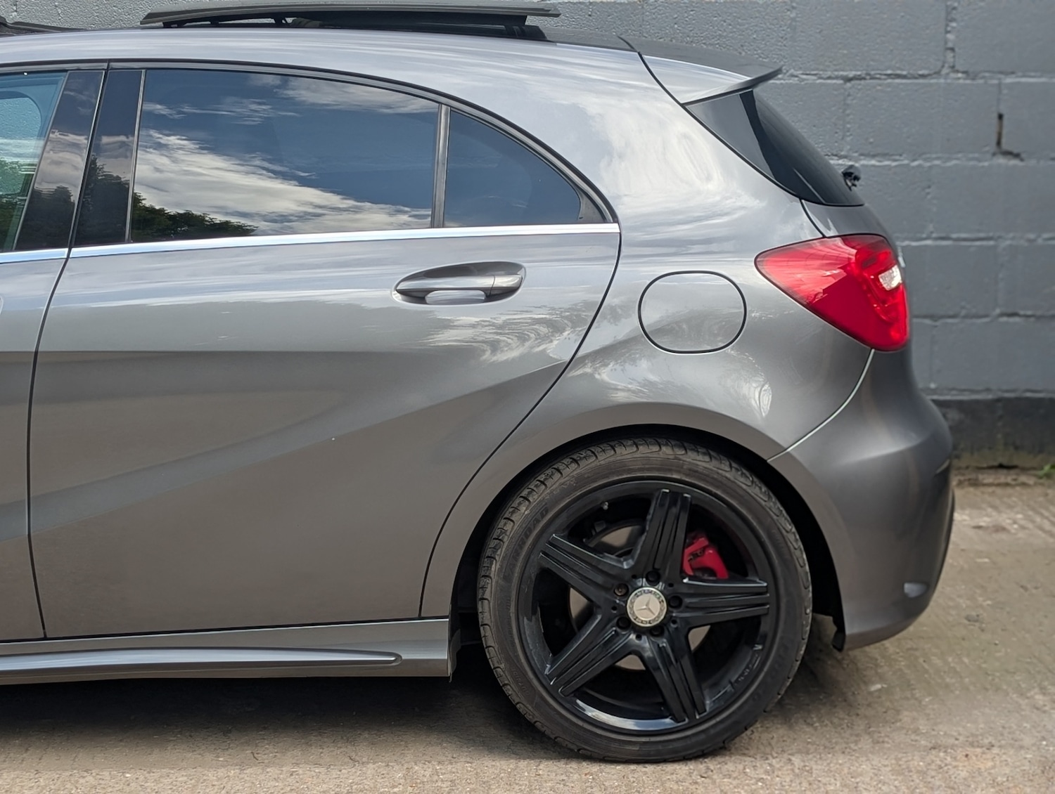Used Mercedes-Benz A-Class 2015 for sale - 76293300: Photo 6