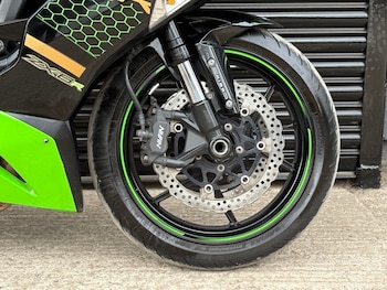 Used Kawasaki Ninja 2020 for sale - bike-79160389: Photo