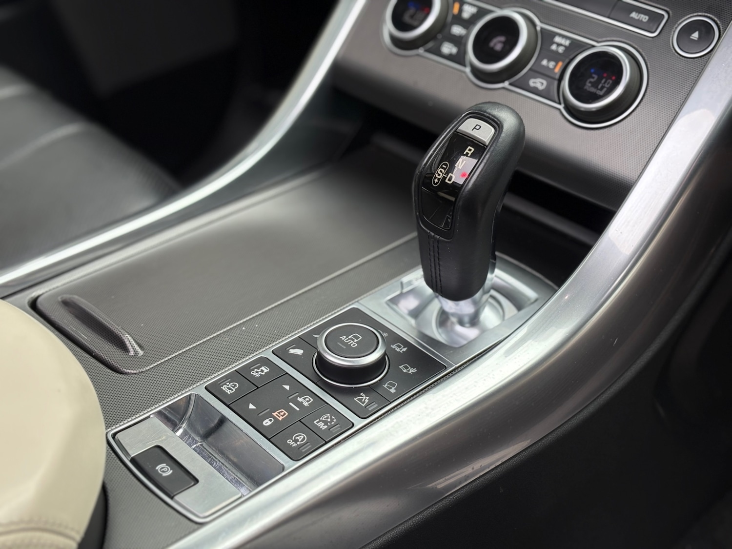 Used Land Rover Range Rover Sport 2017 for sale - 76719654: Photo 36