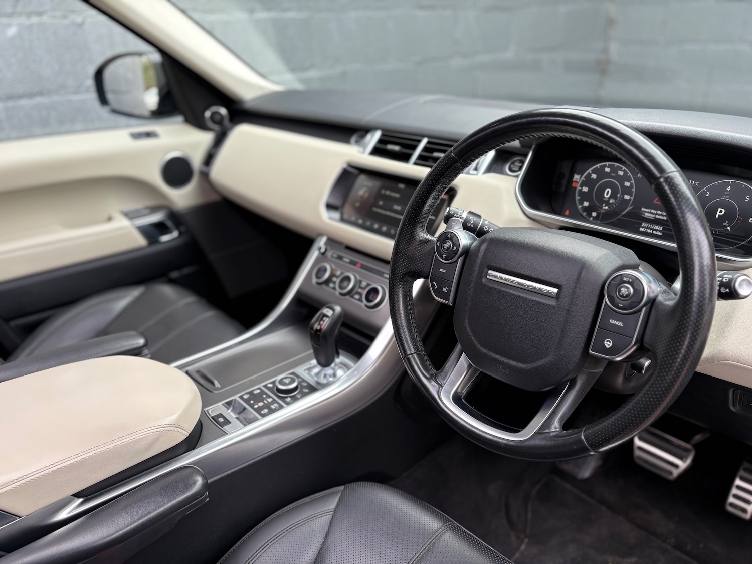 Used Land Rover Range Rover Sport 2017 for sale - 76719654: Photo 37