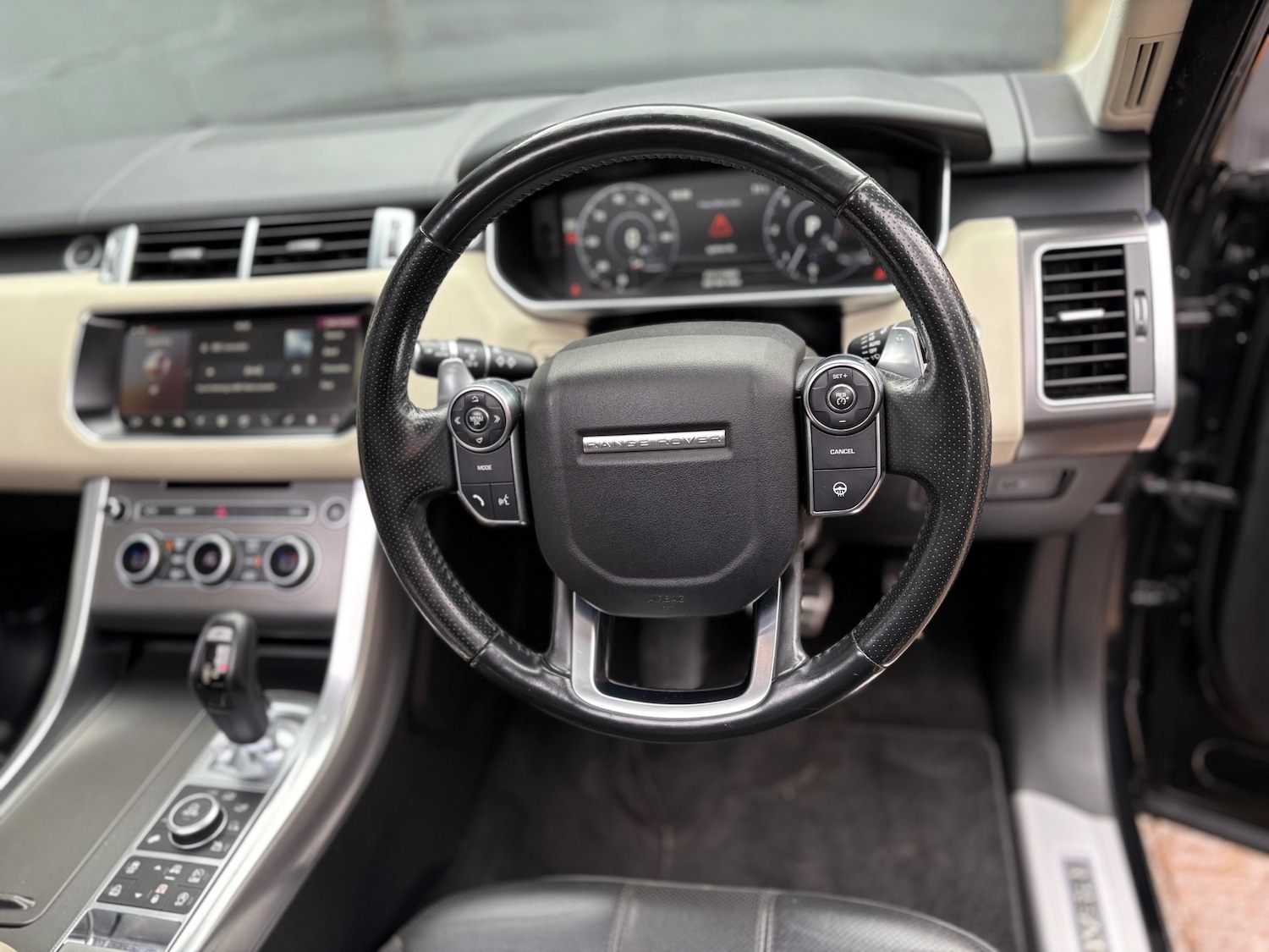 Used Land Rover Range Rover Sport 2017 for sale - 76719654: Photo 38