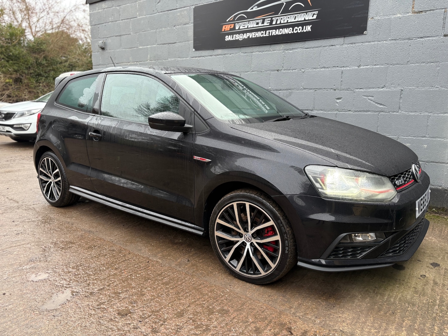 Used Volkswagen Polo 2015 for sale - 77129900: Photo 15