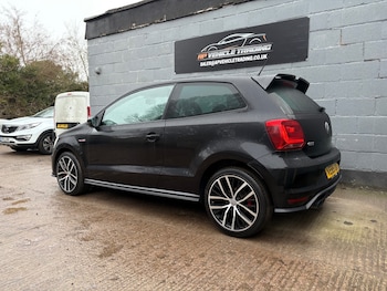 Used Volkswagen Polo 2015 for sale - 77129900: Photo