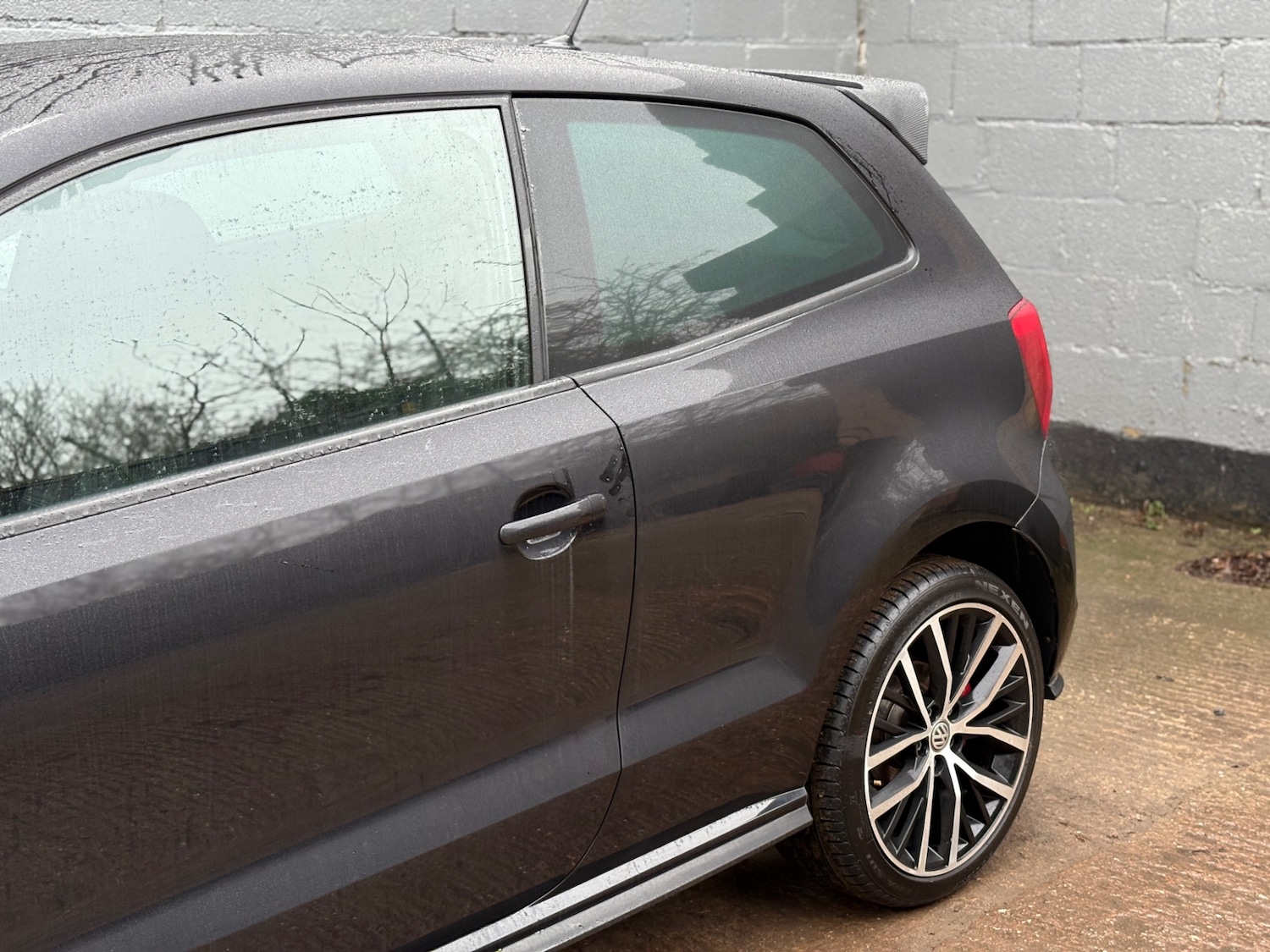 Used Volkswagen Polo 2015 for sale - 77129900: Photo 7