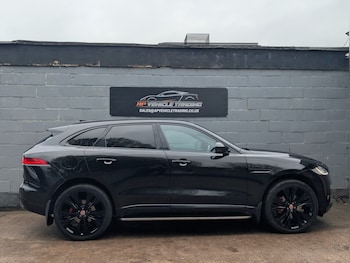 Used Jaguar F-Pace 2018 for sale - 77607192: Photo