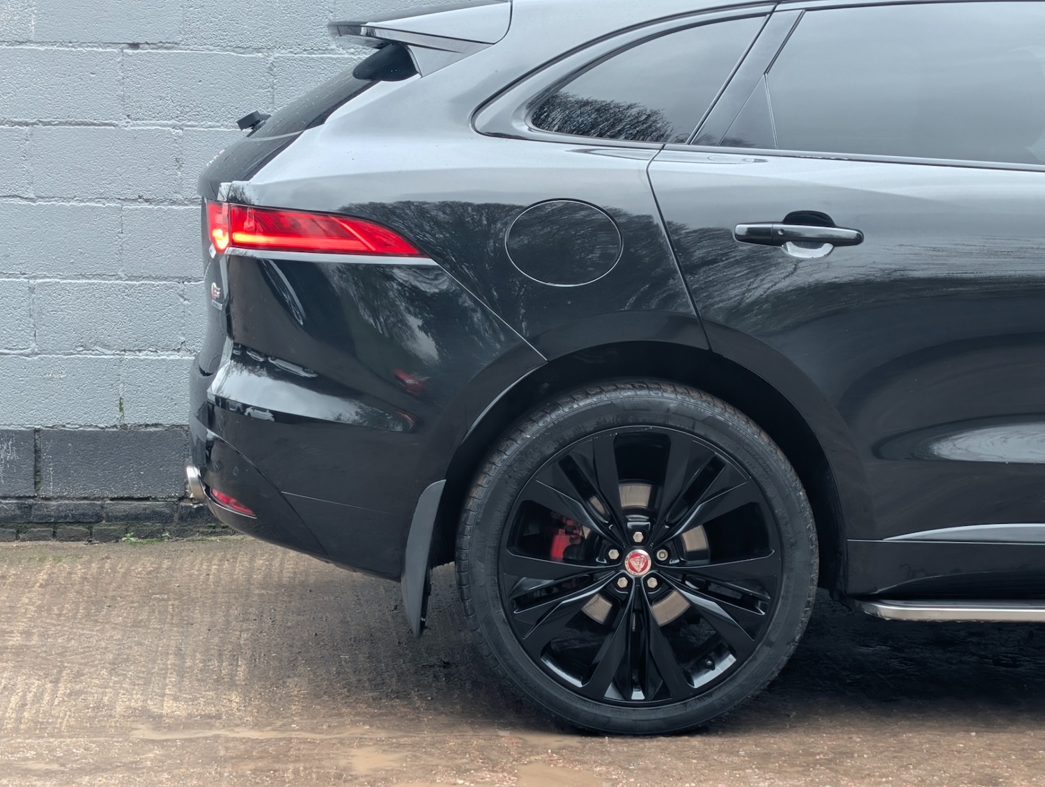 Used Jaguar F-Pace 2018 for sale - 77607192: Photo 6