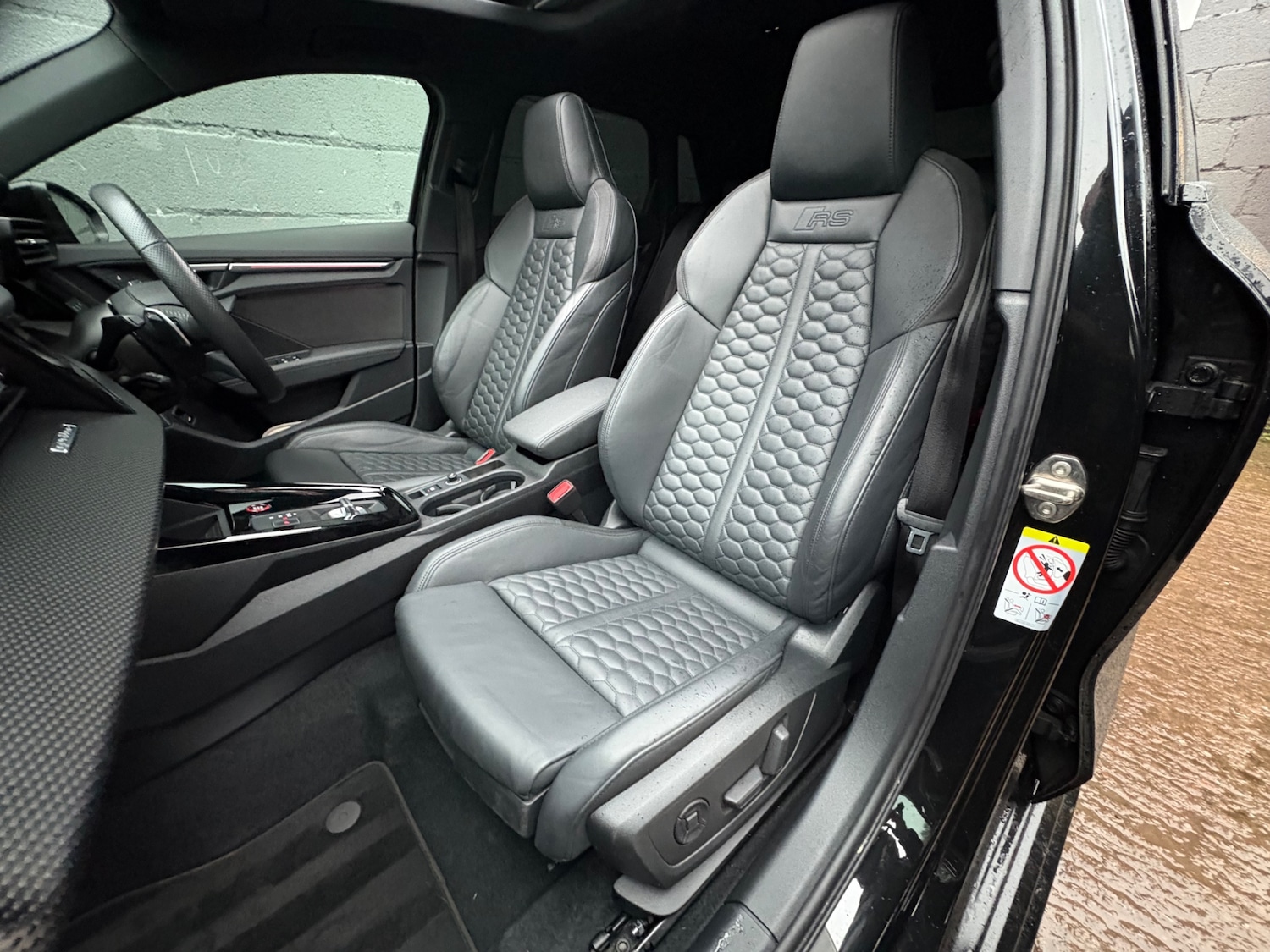 Used Audi RS3 2023 for sale - 77189072: Photo 15