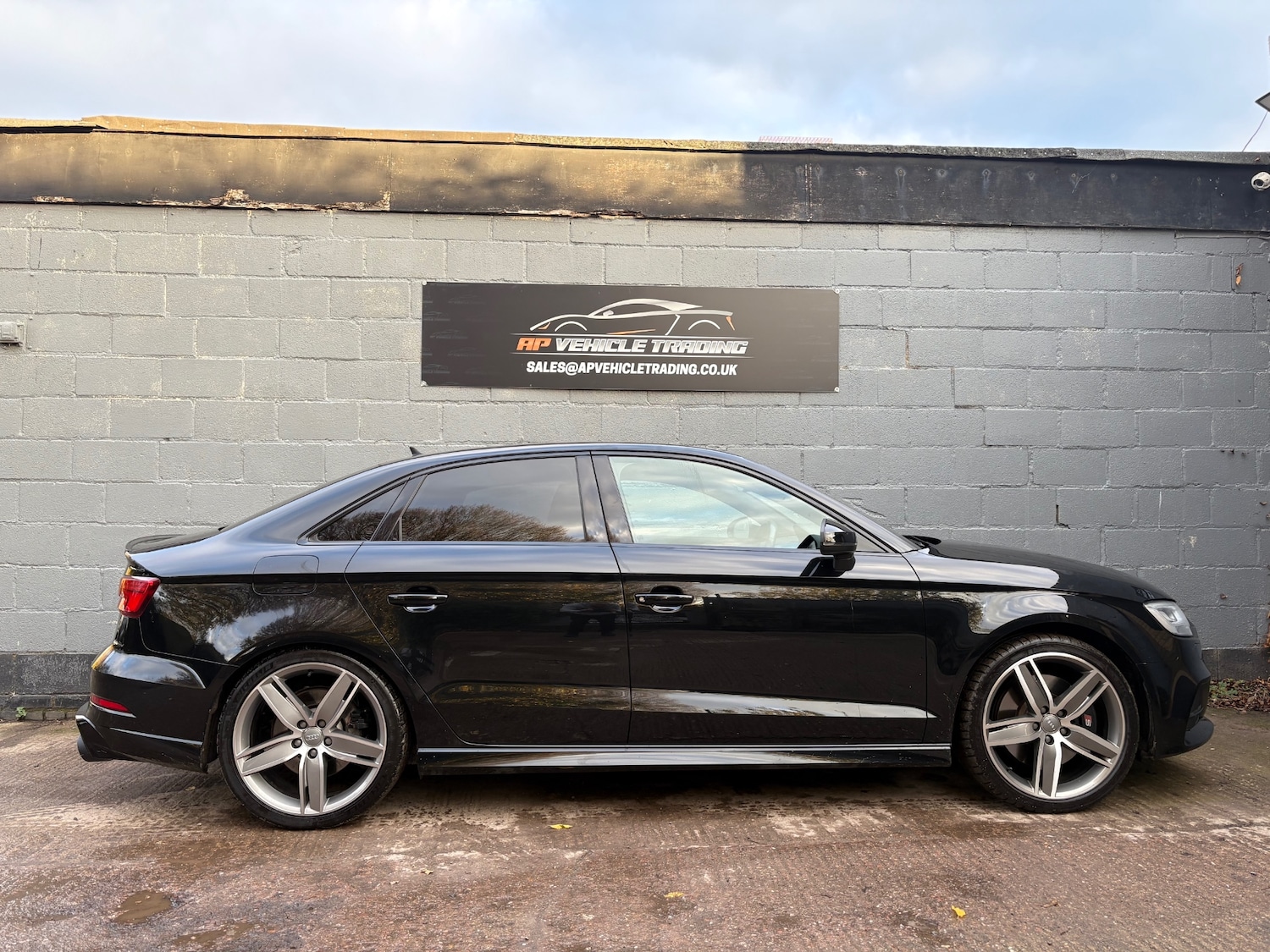 Used Audi A3 2017 for sale - 76511078: Photo 14