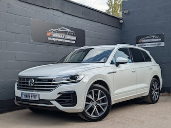 Used Volkswagen Touareg 2019 for sale - 79526763: Photo