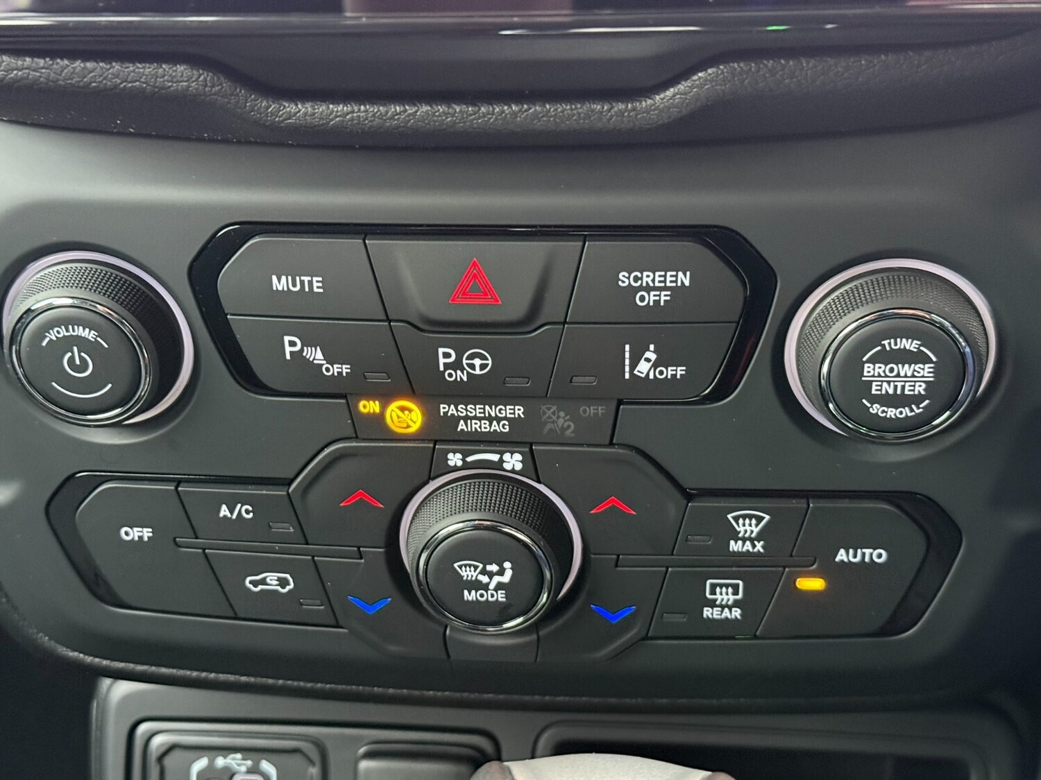 Used Jeep Renegade 2025 for sale - 76458971: Photo 14