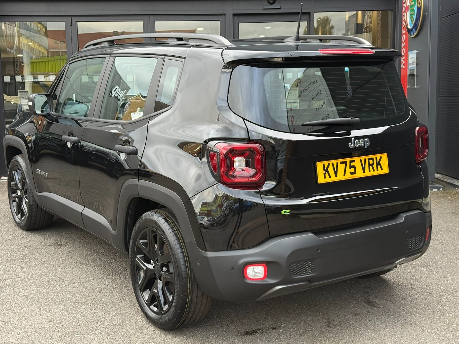 Used Jeep Renegade 2025 for sale - 76458971: Photo 29