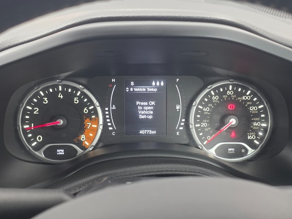 Used Jeep Renegade 2018 for sale - 76124814: Photo 35