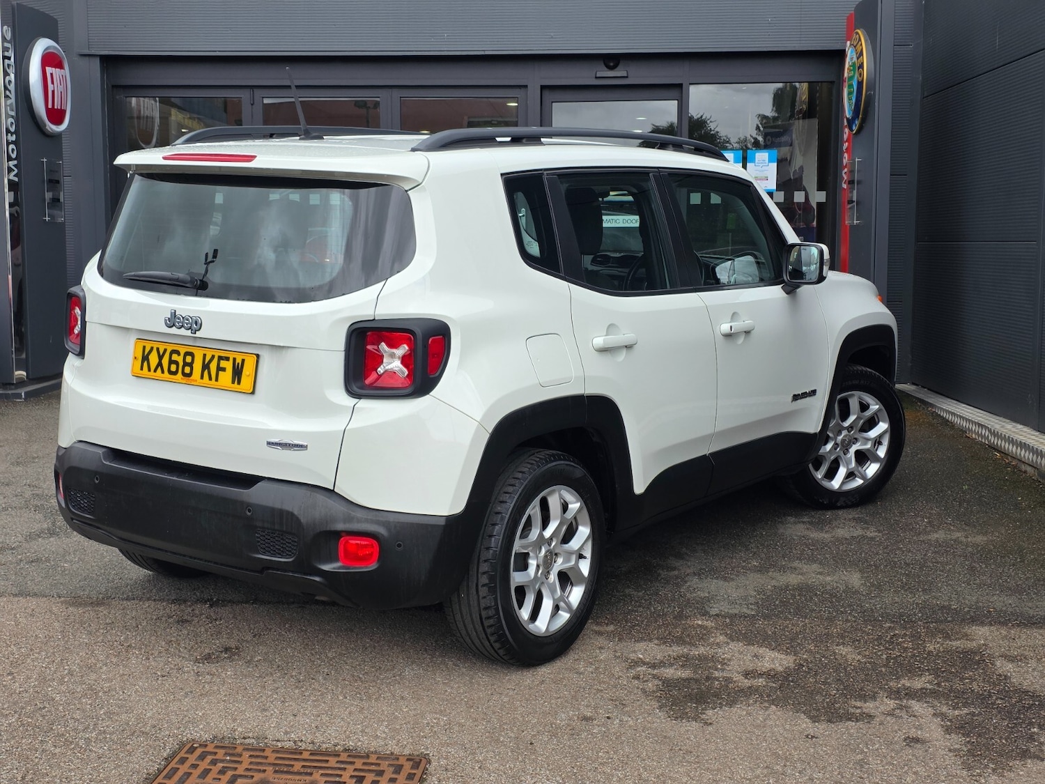 Used Jeep Renegade 2018 for sale - 76124814: Photo 6
