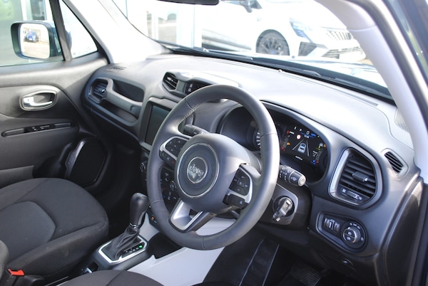 Used Jeep Renegade 2021 for sale - 75354844: Photo 2