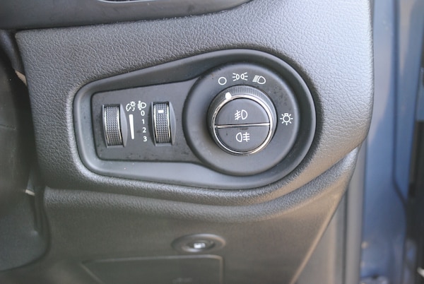 Used Jeep Renegade 2021 for sale - 75354844: Photo 42