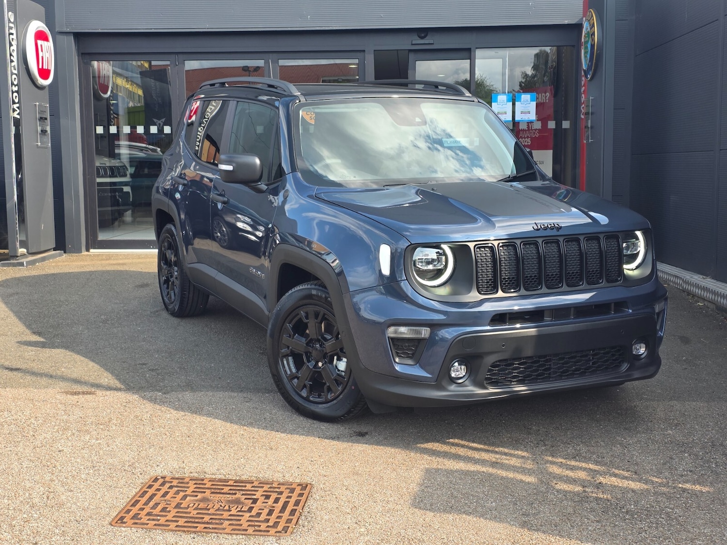 Used Jeep Renegade 2025 for sale - 76977725: Photo 1
