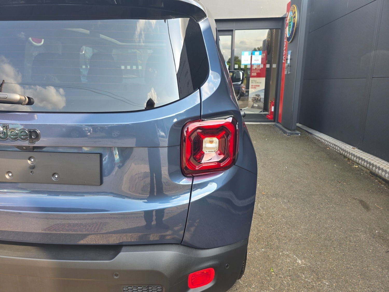 Used Jeep Renegade 2025 for sale - 76977725: Photo 11