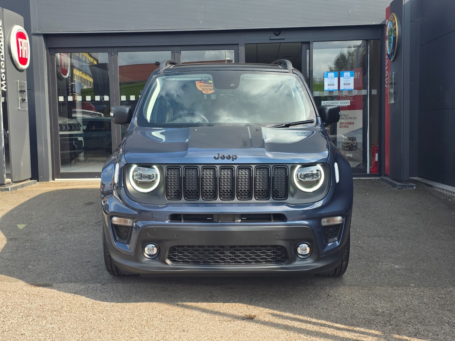 Used Jeep Renegade 2025 for sale - 76977725: Photo 2