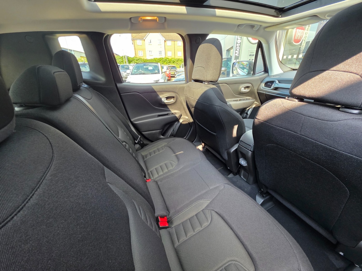 Used Jeep Renegade 2025 for sale - 76977725: Photo 21