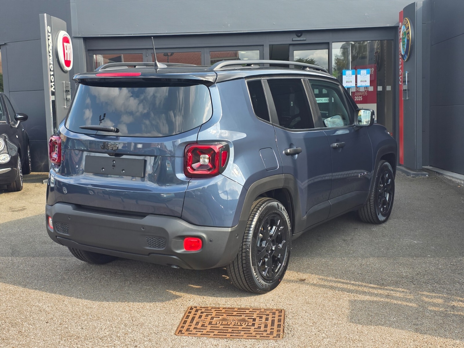 Used Jeep Renegade 2025 for sale - 76977725: Photo 7