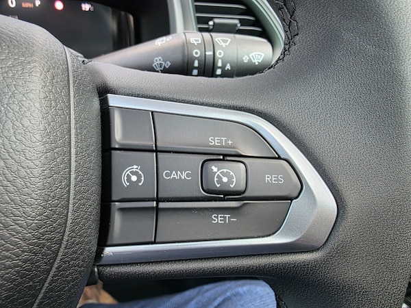 Used Jeep Renegade for sale - 75355208: Photo 35