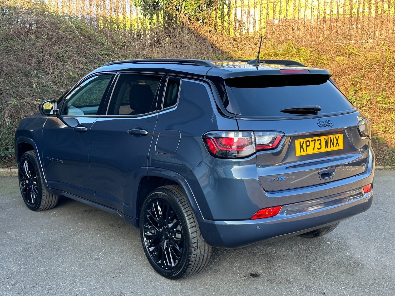 Used Jeep Compass 2023 for sale - 76868702: Photo 3