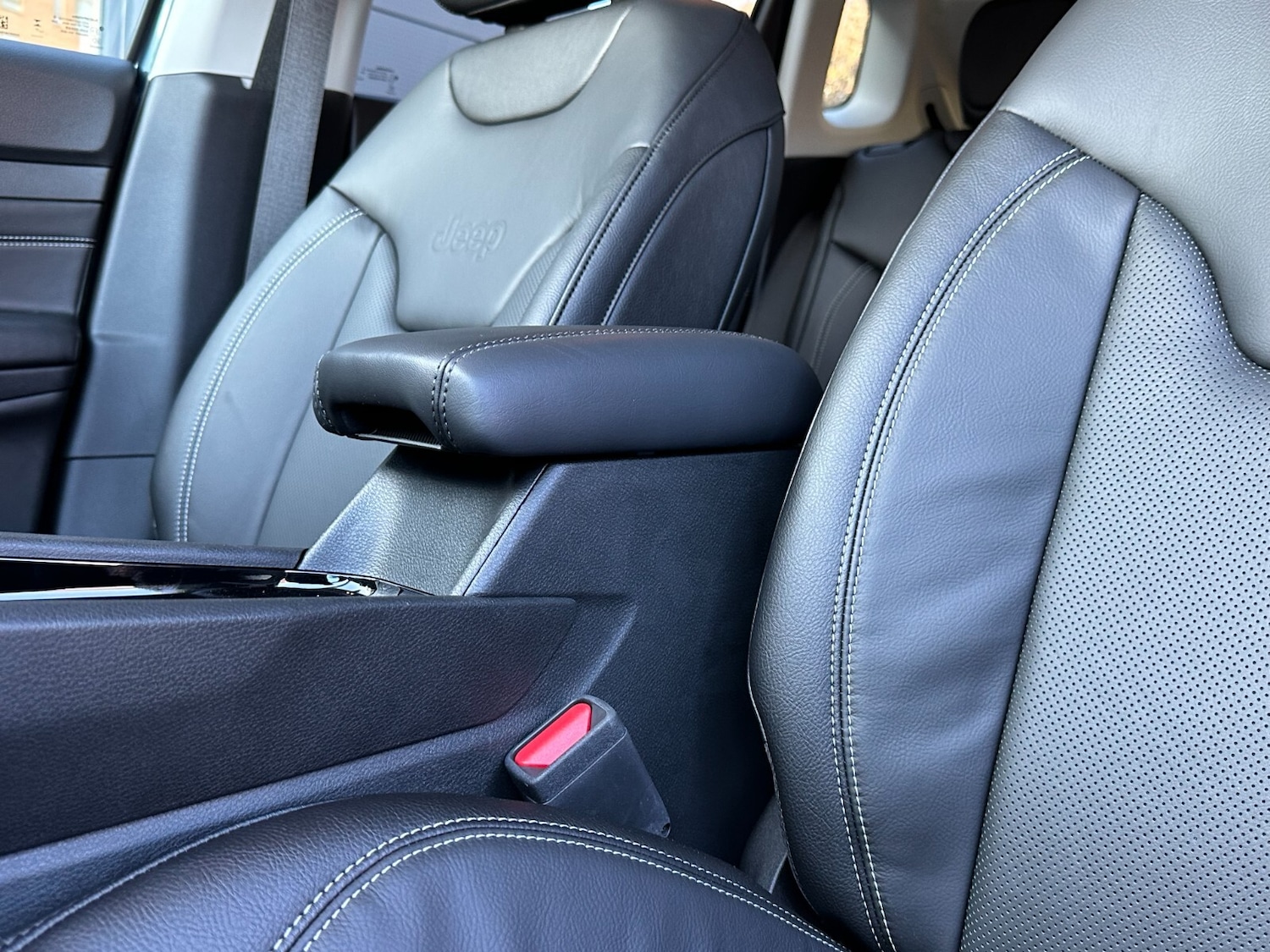 Used Jeep Compass 2023 for sale - 76868702: Photo 35