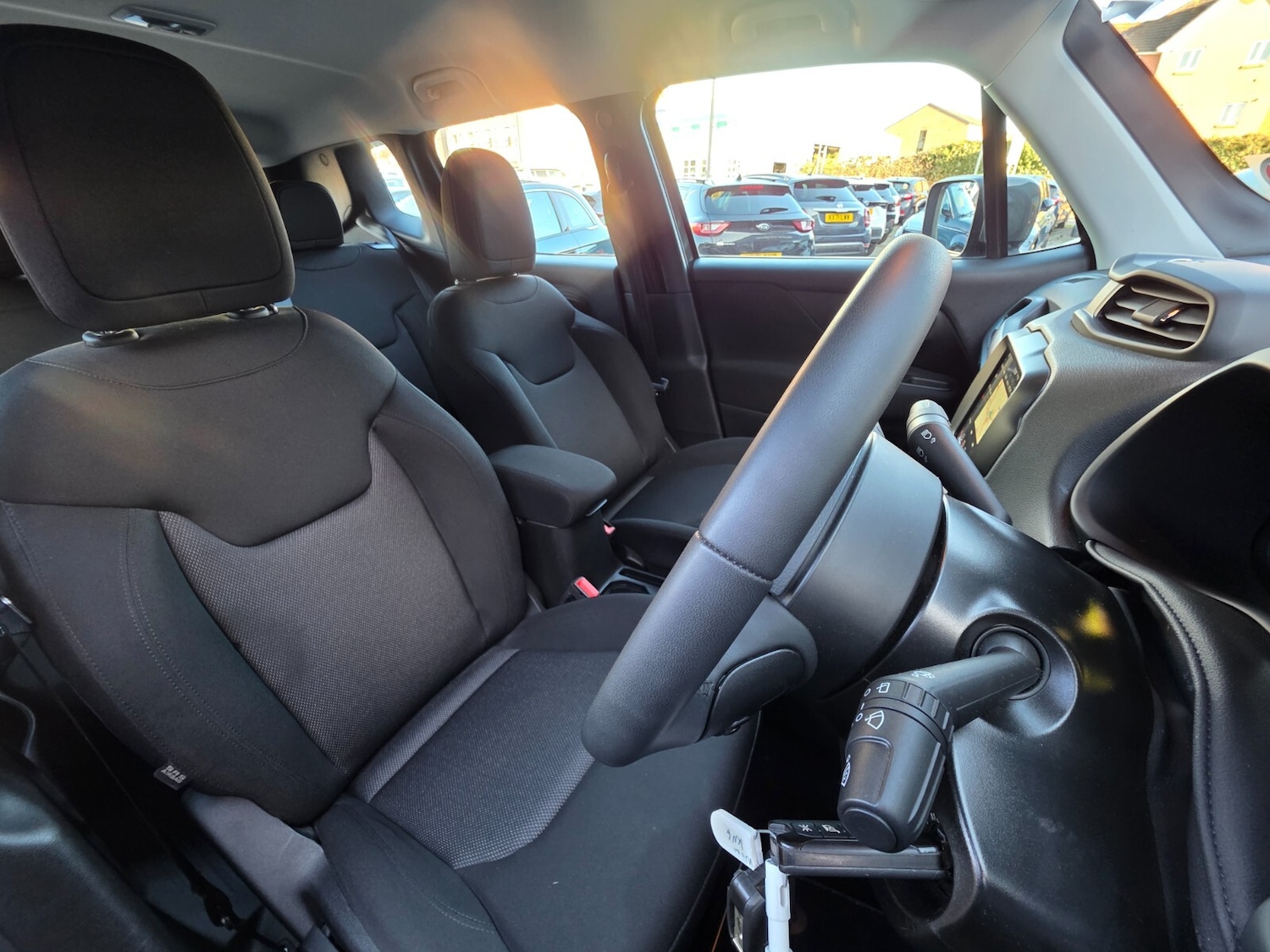 Used Jeep Renegade 2021 for sale - 76868875: Photo 20