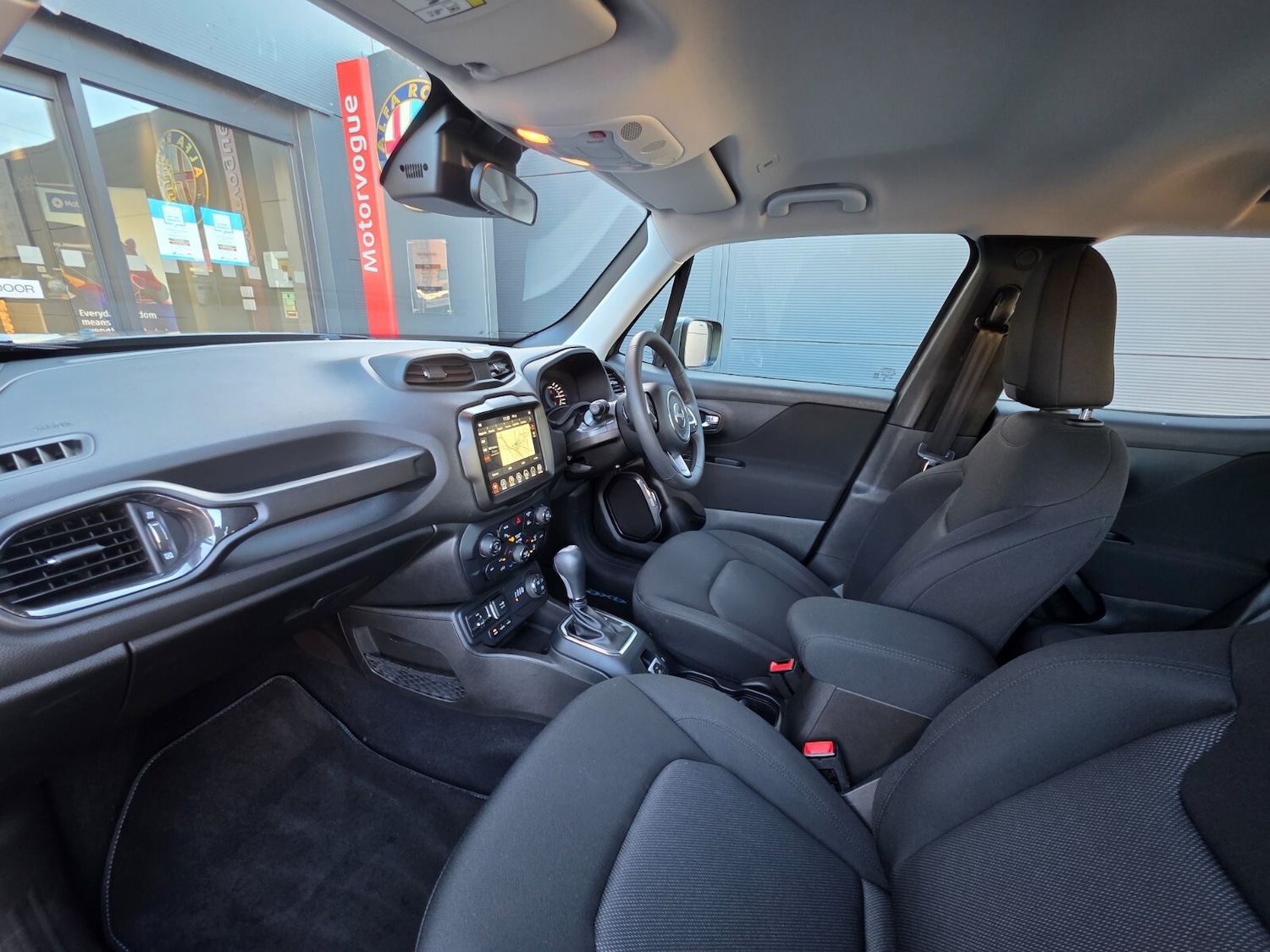 Used Jeep Renegade 2021 for sale - 76868875: Photo 21