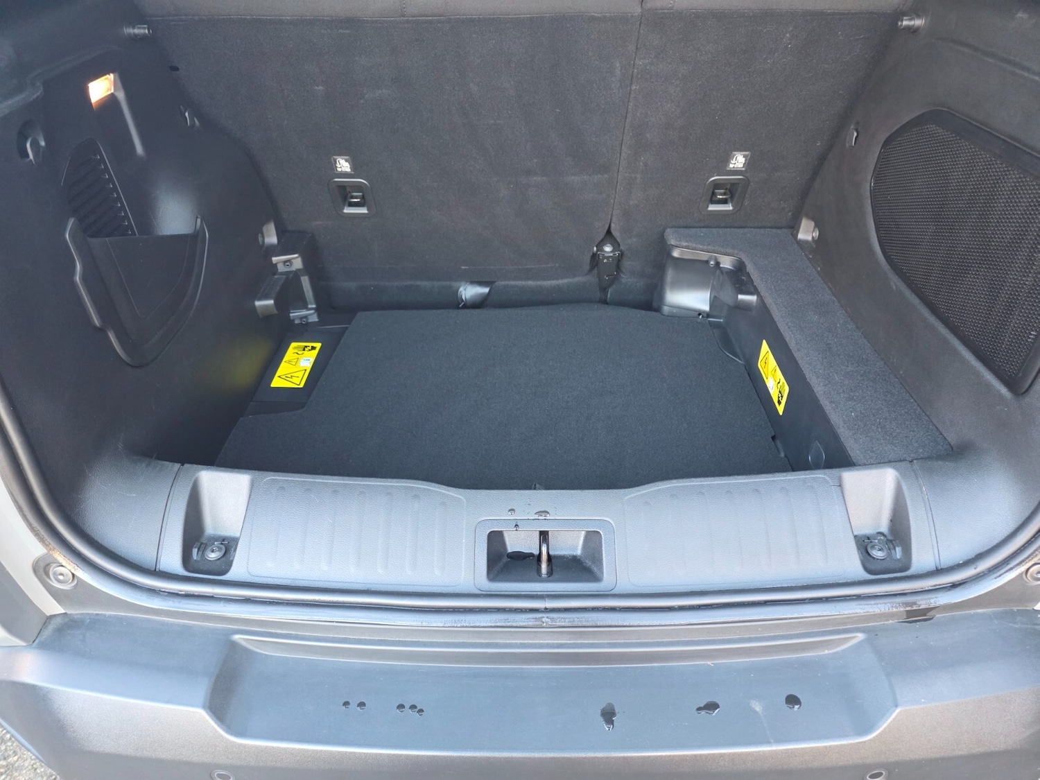 Used Jeep Renegade 2021 for sale - 76868875: Photo 28