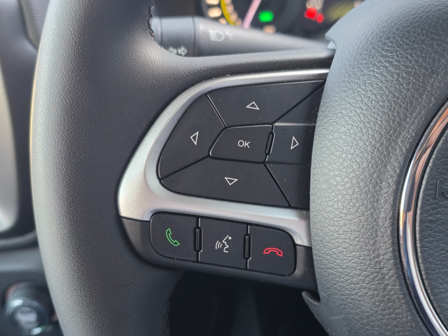 Used Jeep Renegade 2021 for sale - 76868875: Photo 41