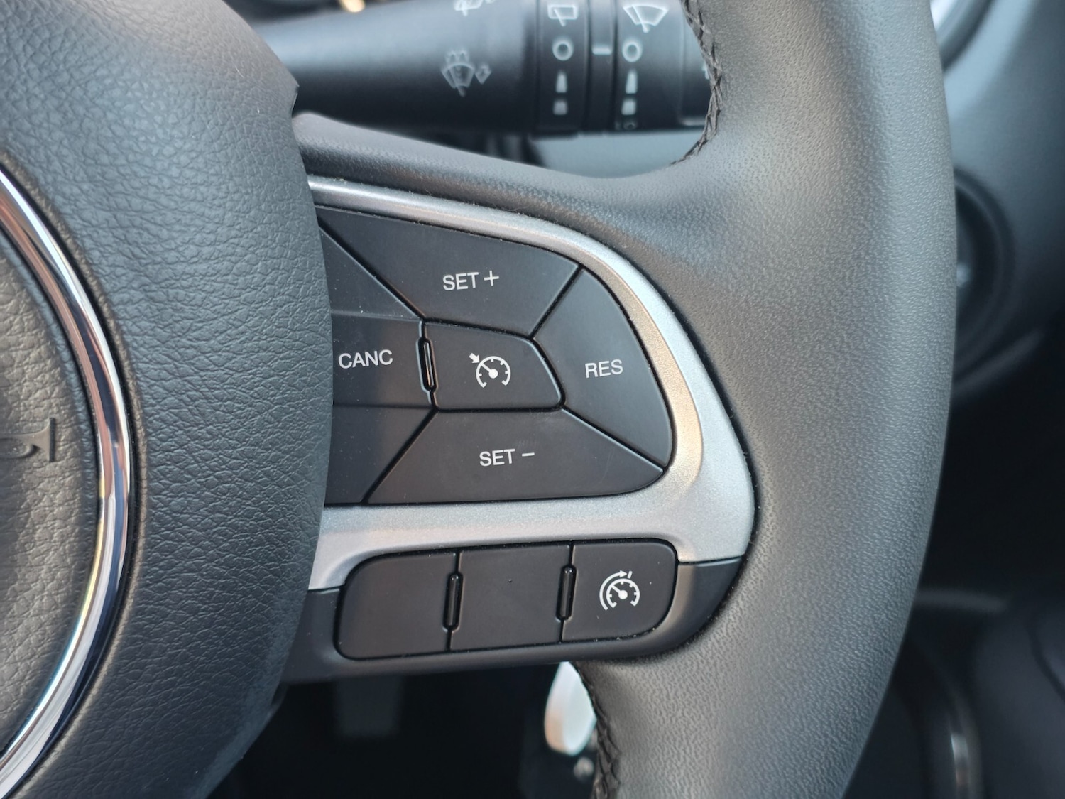 Used Jeep Renegade 2021 for sale - 76868875: Photo 42