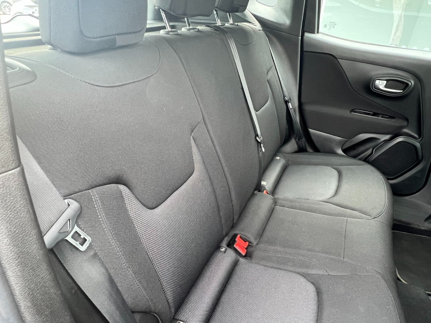 Used Jeep Renegade 2021 for sale - 76868762: Photo 19