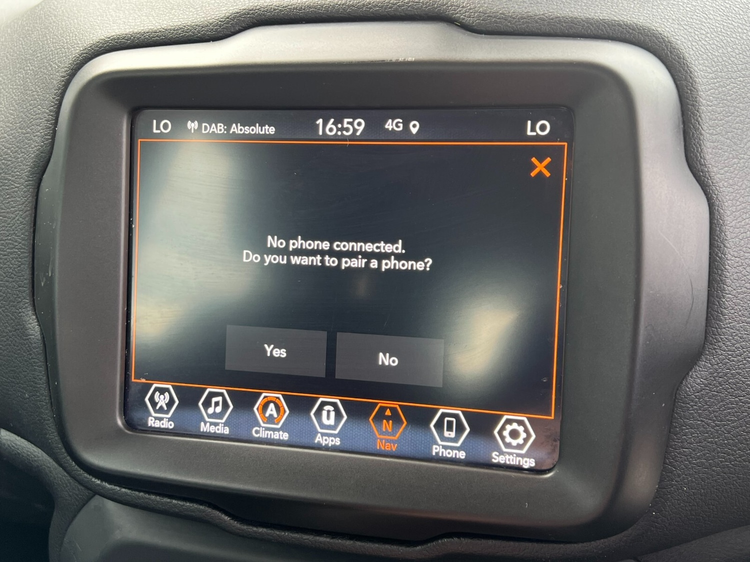 Used Jeep Renegade 2021 for sale - 76868762: Photo 24