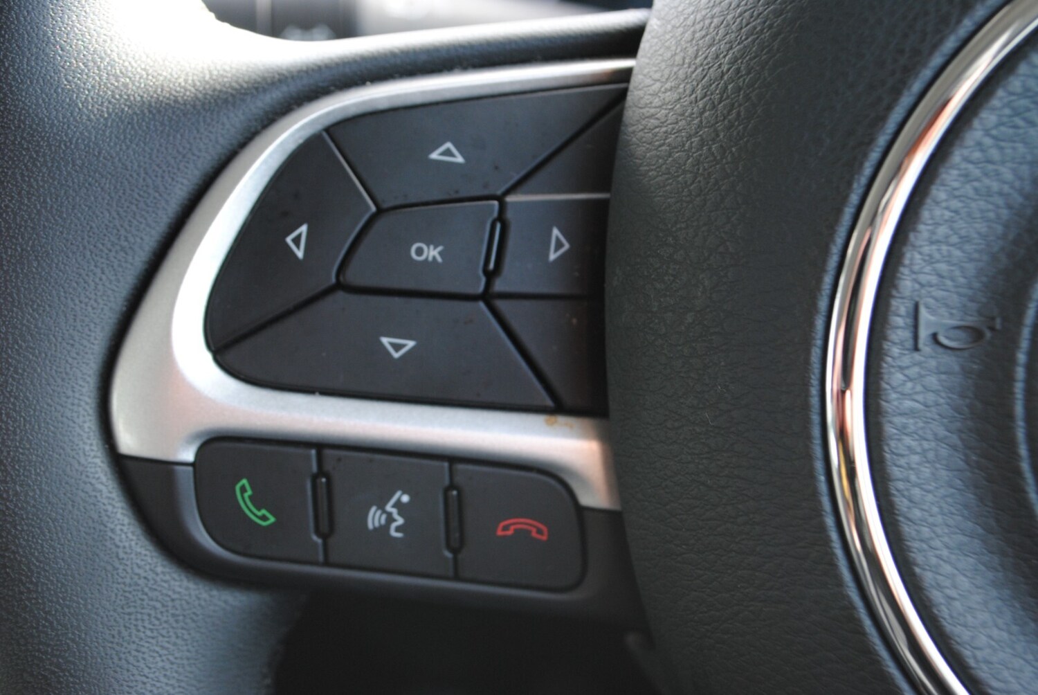 Used Jeep Renegade 2021 for sale - 76868762: Photo 46