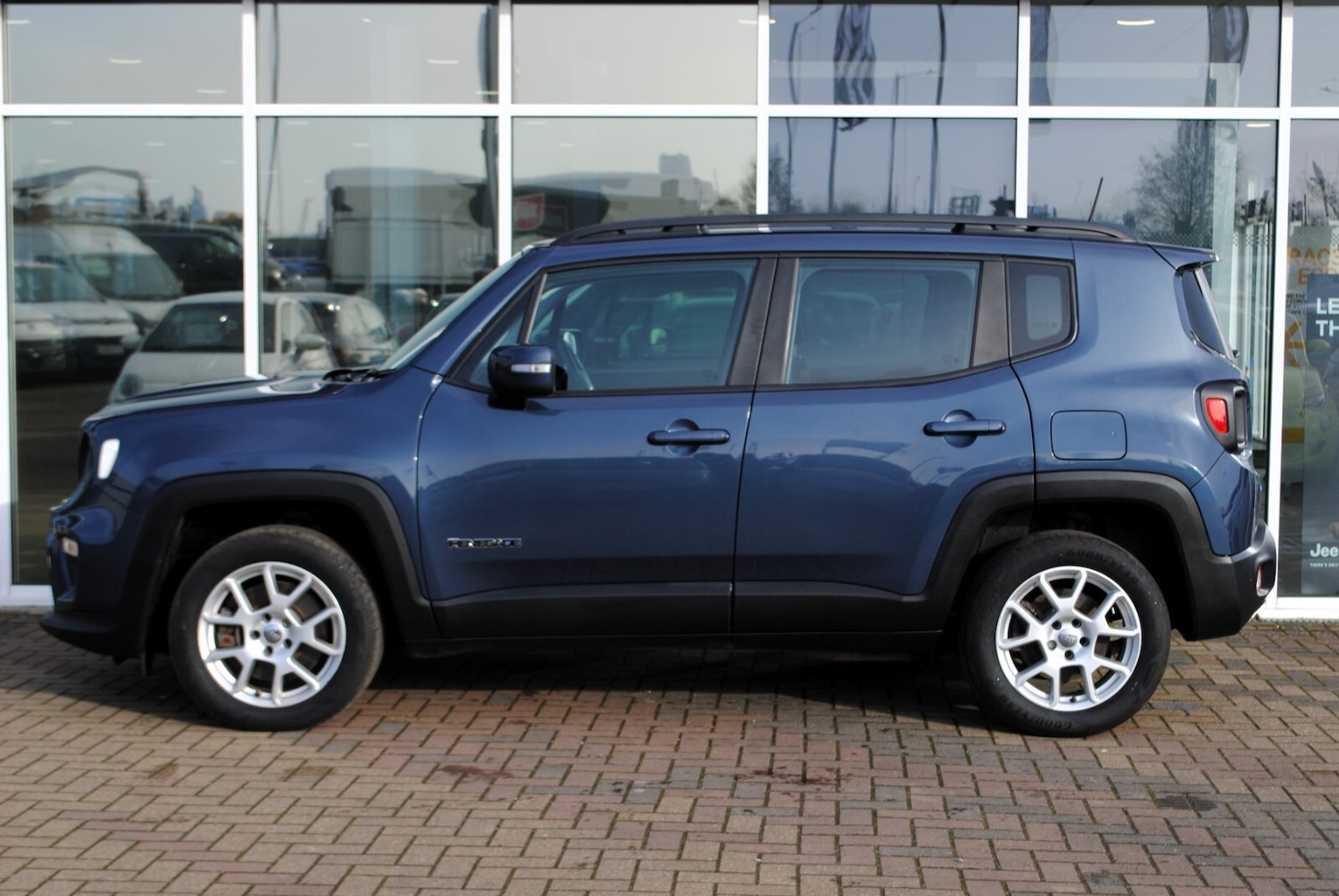Used Jeep Renegade 2021 for sale - 76868762: Photo 6