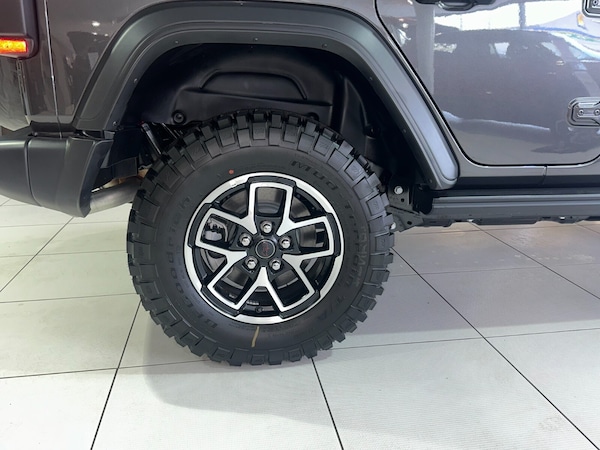 Used Jeep Wrangler 2024 for sale - 75354868: Photo 33