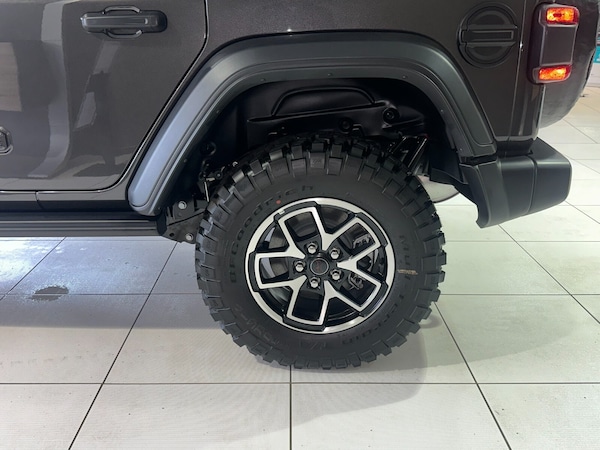 Used Jeep Wrangler 2024 for sale - 75354868: Photo 36